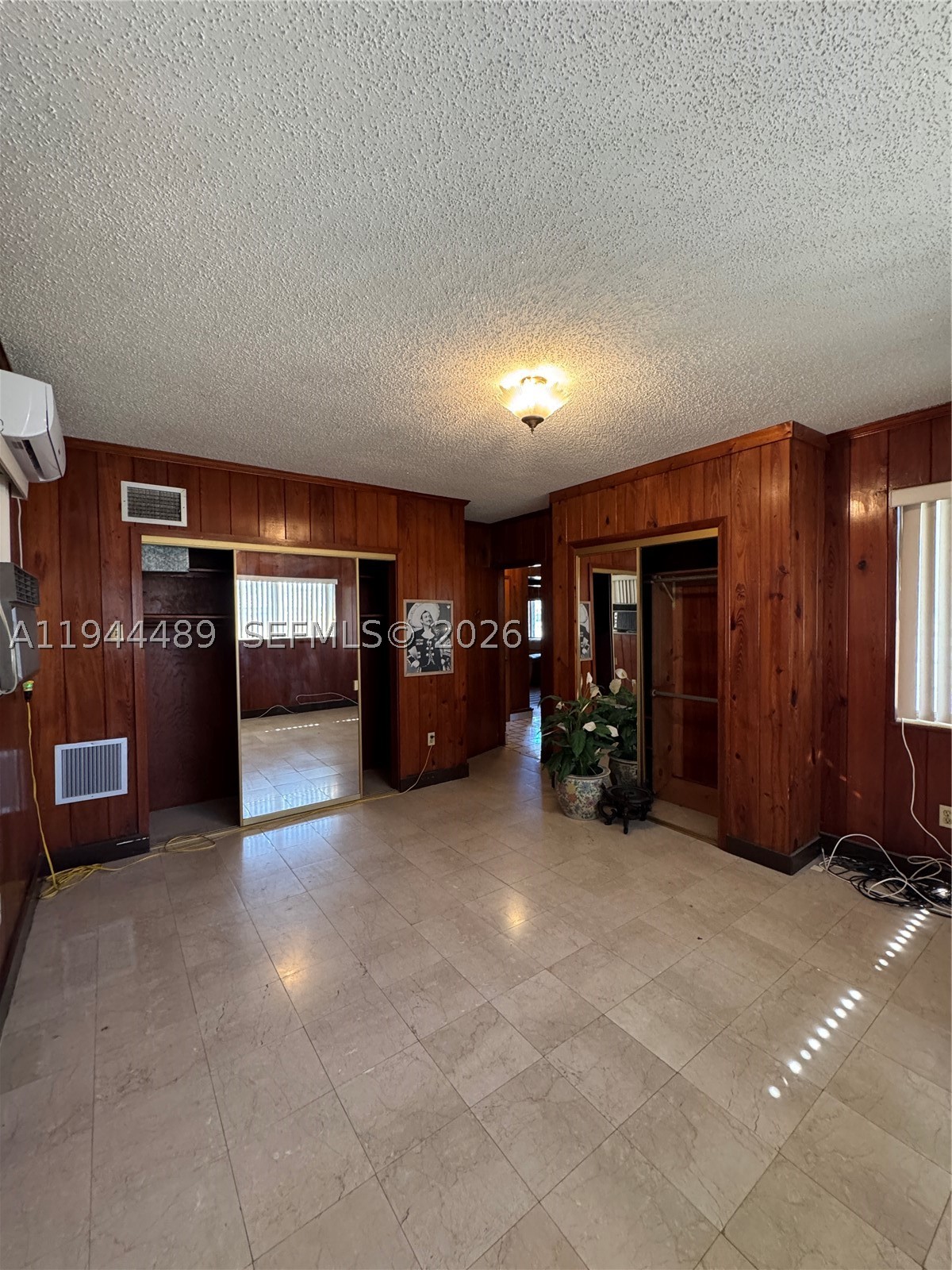 500 SW 39th Ct, Miami FL 33134