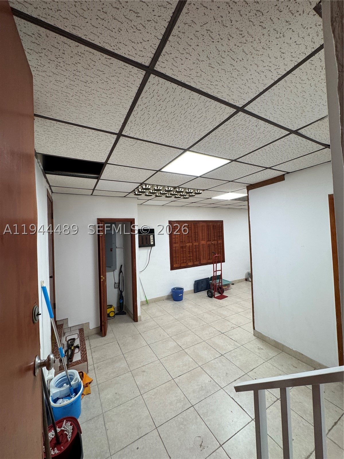 500 SW 39th Ct, Miami FL 33134