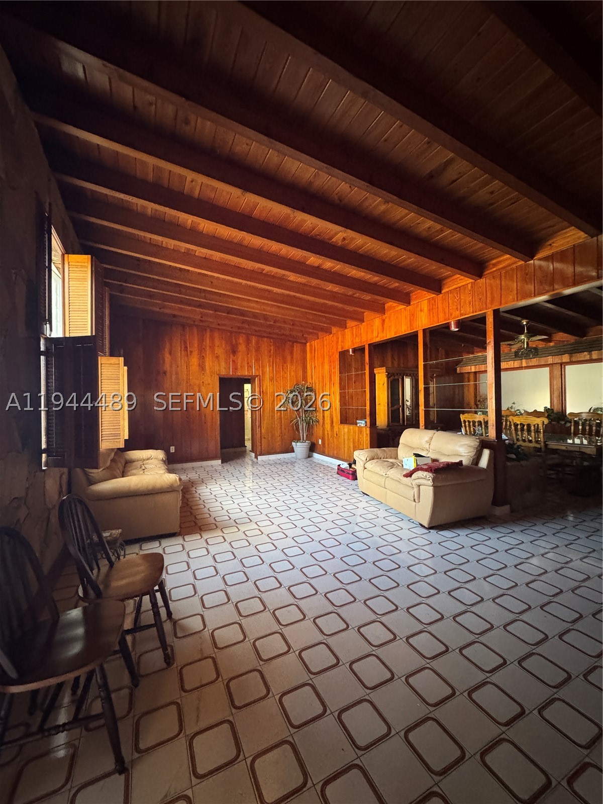 500 SW 39th Ct, Miami FL 33134
