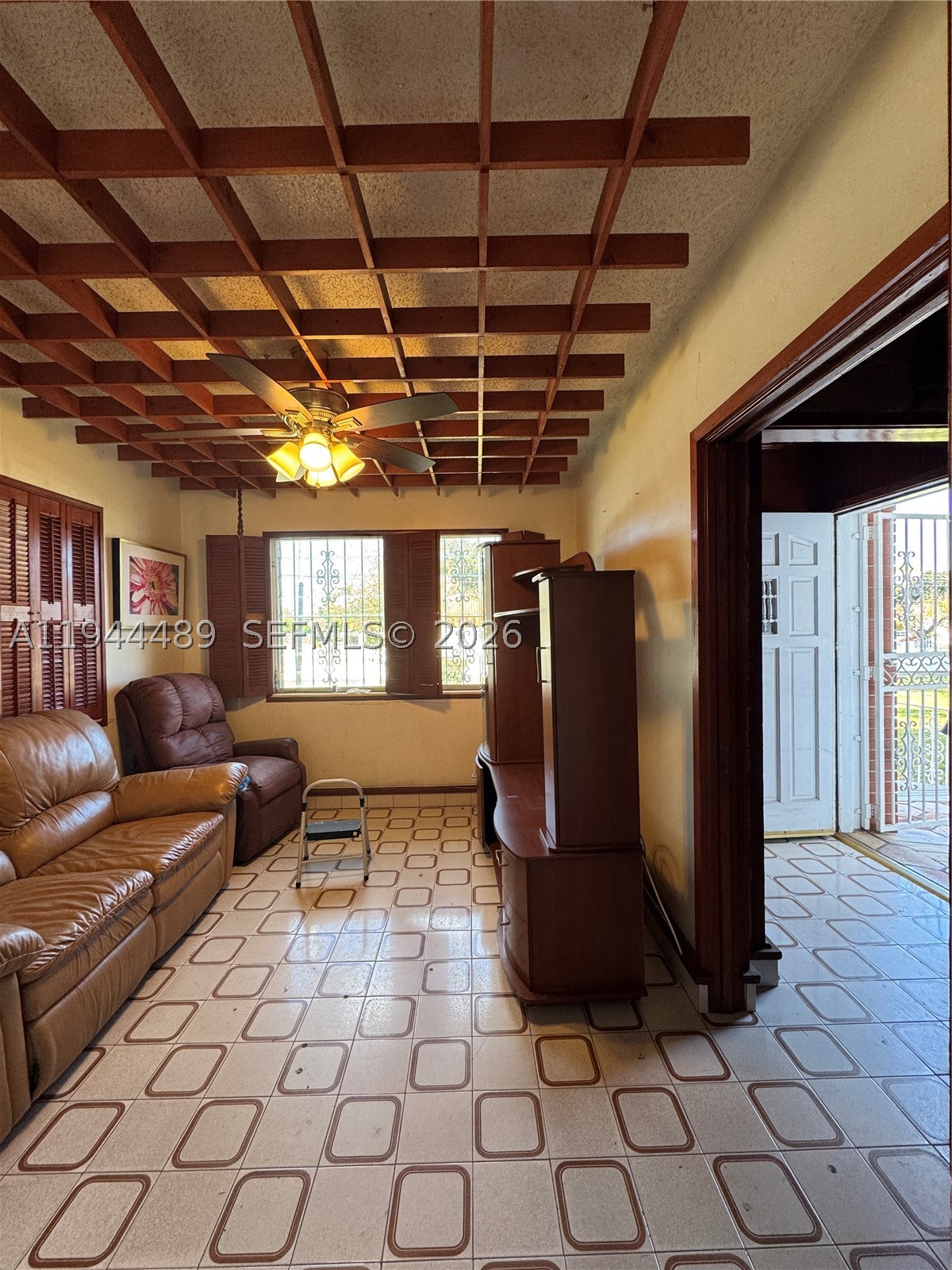 500 SW 39th Ct, Miami FL 33134