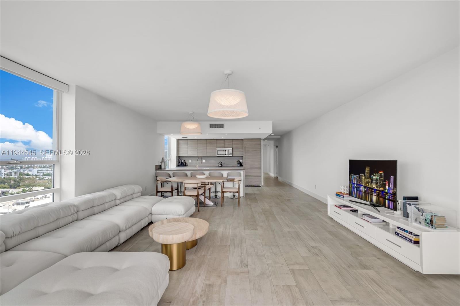 400 Sunny Isles Blvd #1801, Sunny Isles Beach FL 33160