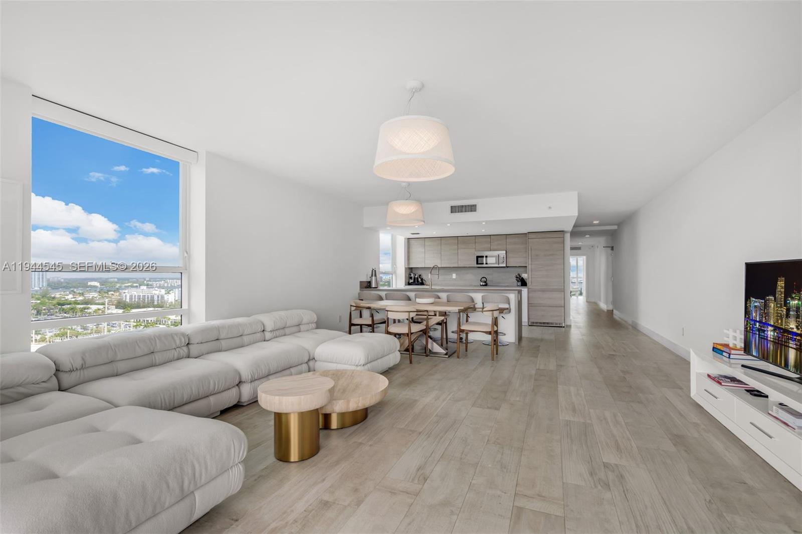 400 Sunny Isles Blvd #1801, Sunny Isles Beach FL 33160