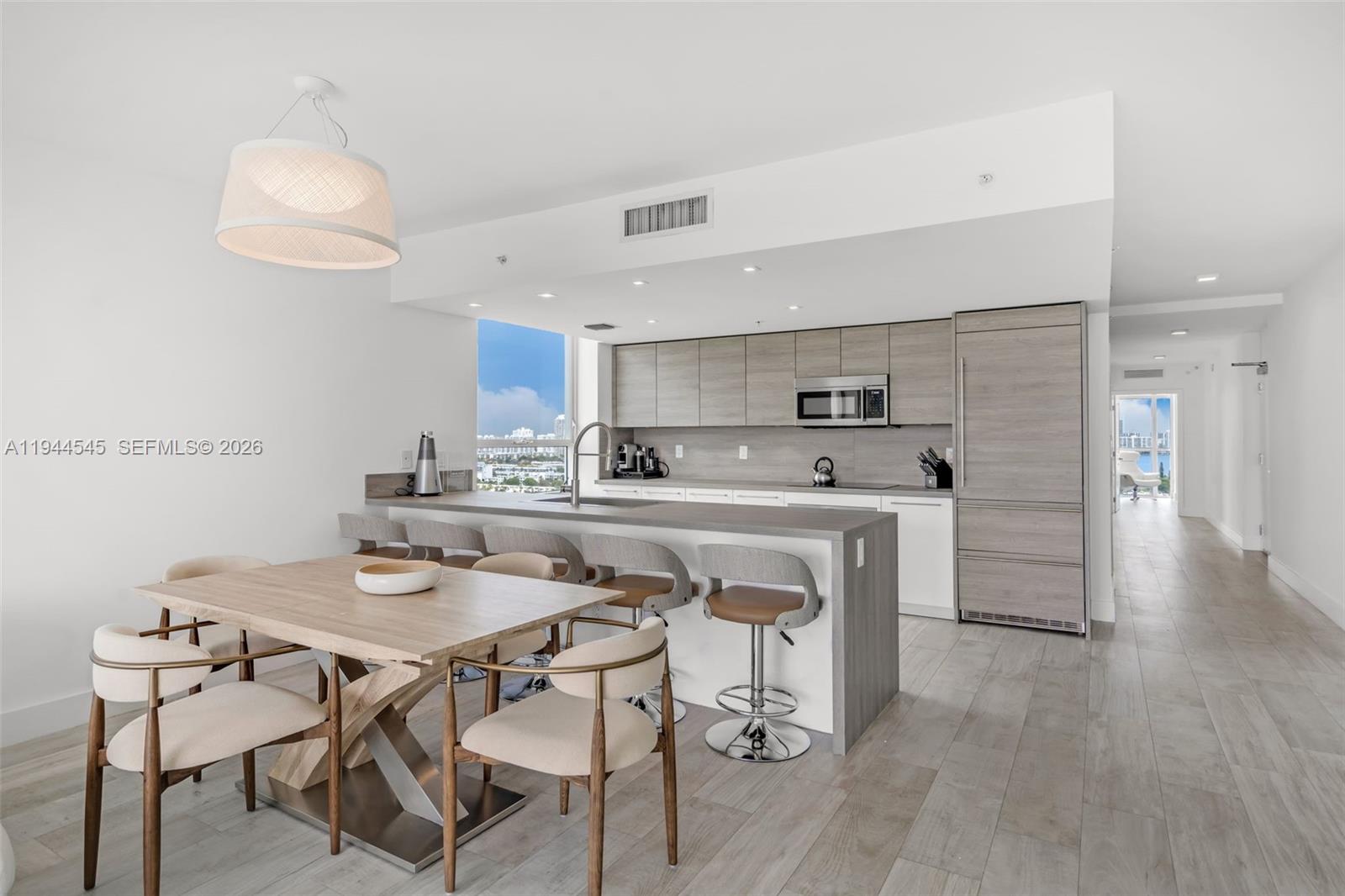 400 Sunny Isles Blvd #1801, Sunny Isles Beach FL 33160