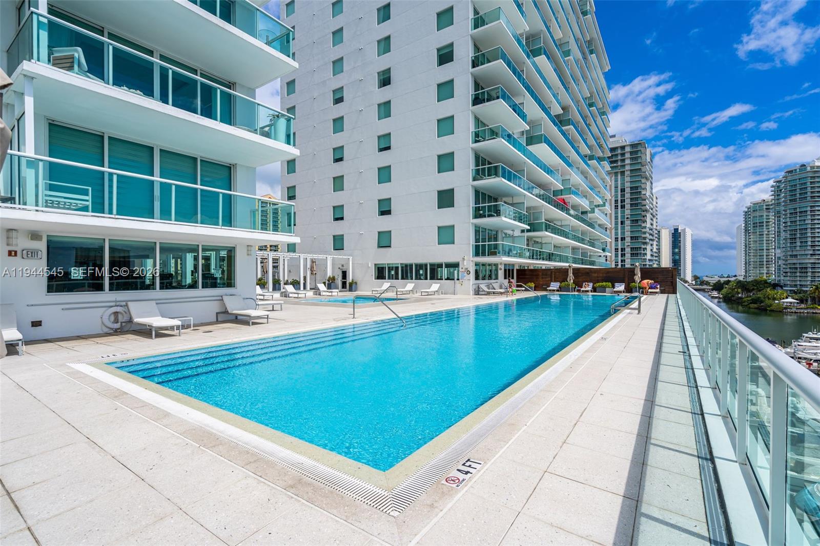 400 Sunny Isles Blvd #1801, Sunny Isles Beach FL 33160