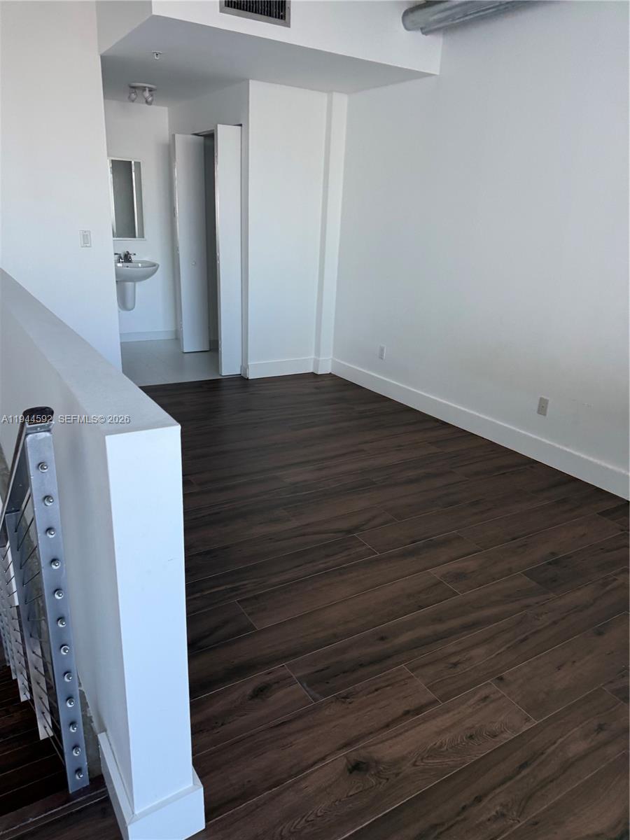 690 SW 1st Ct #1703, Miami FL 33130