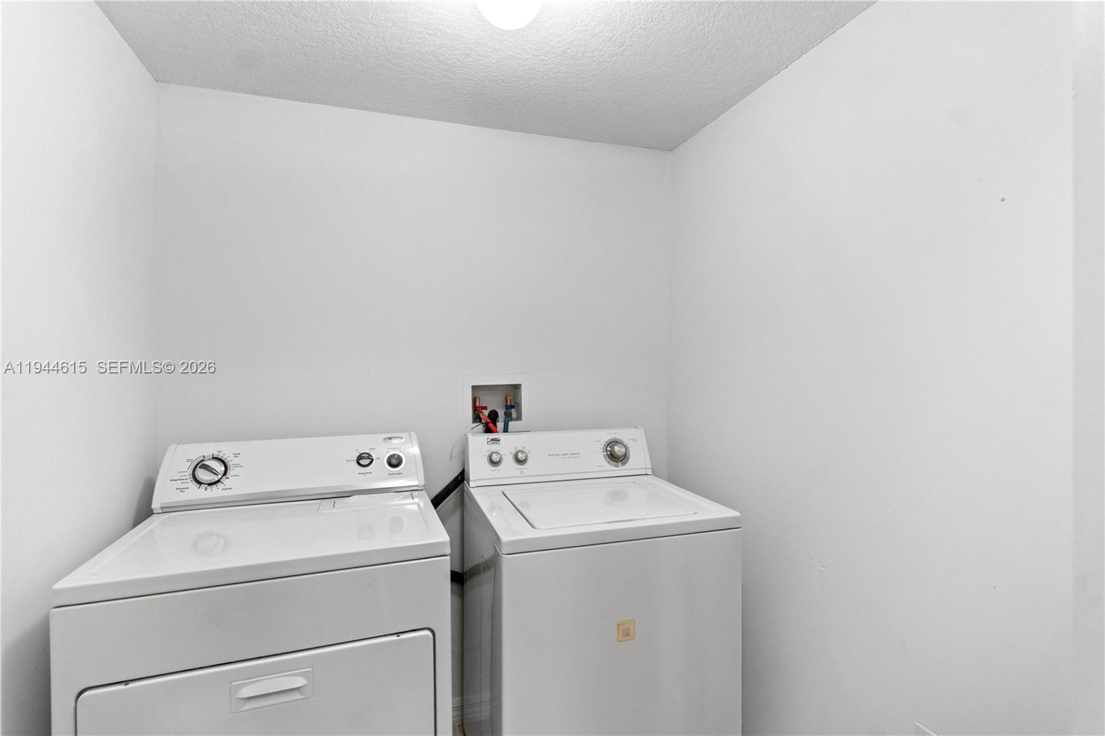 4242 NW 2nd St #1609, Miami FL 33126