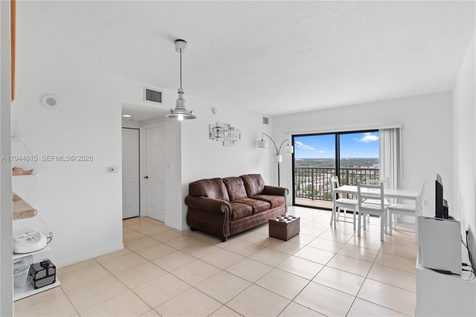 4242 NW 2nd St #1609, Miami FL 33126