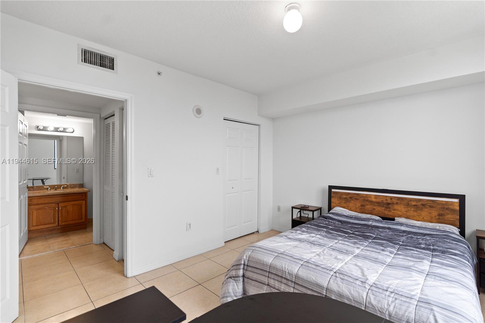 4242 NW 2nd St #1609, Miami FL 33126