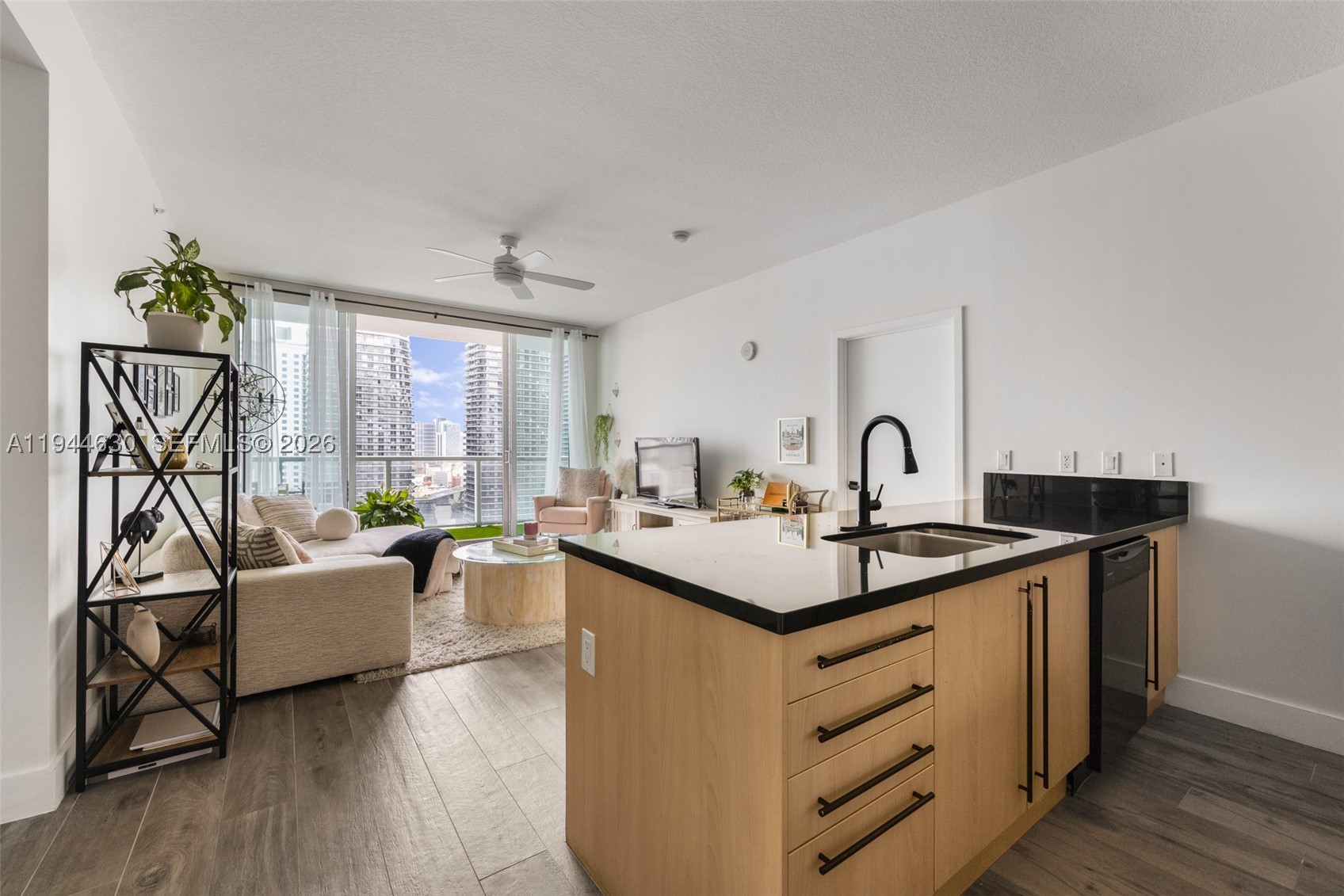 1111 SW 1st Ave #3723-N, Miami FL 33130