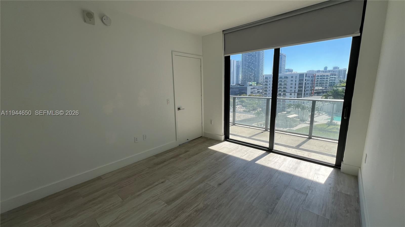 121 NE 34th St #1103, Miami FL 33137