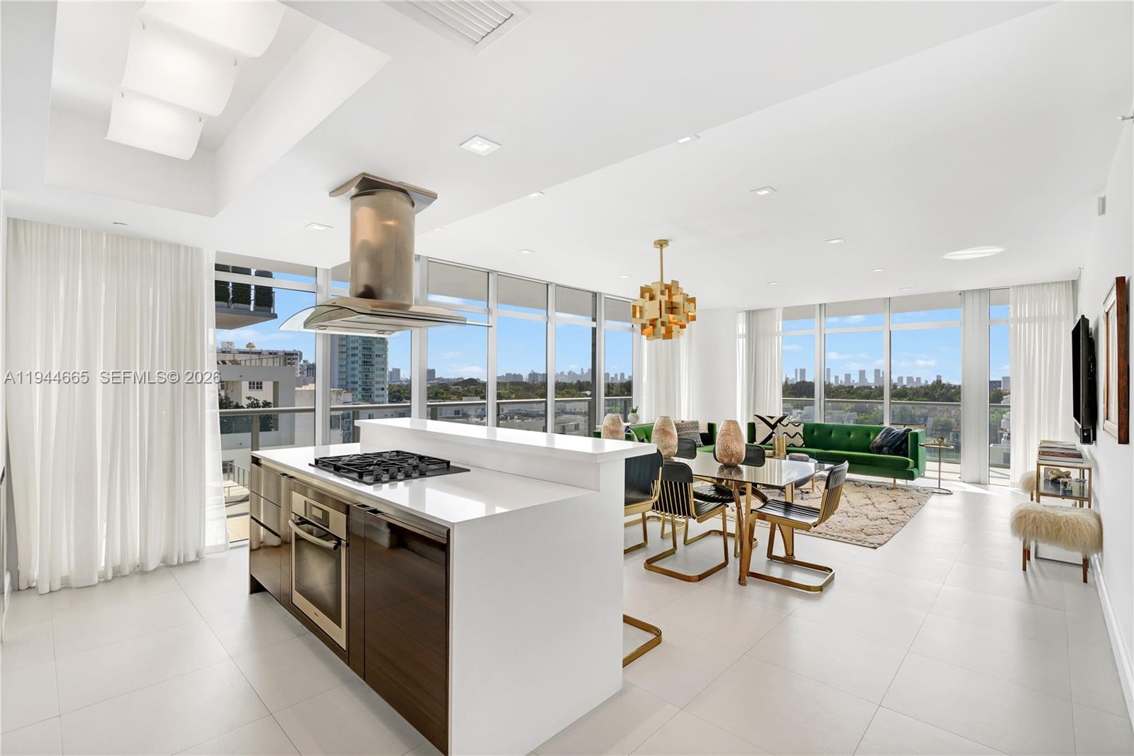 3737 Collins Ave #S-703, Miami Beach FL 33140