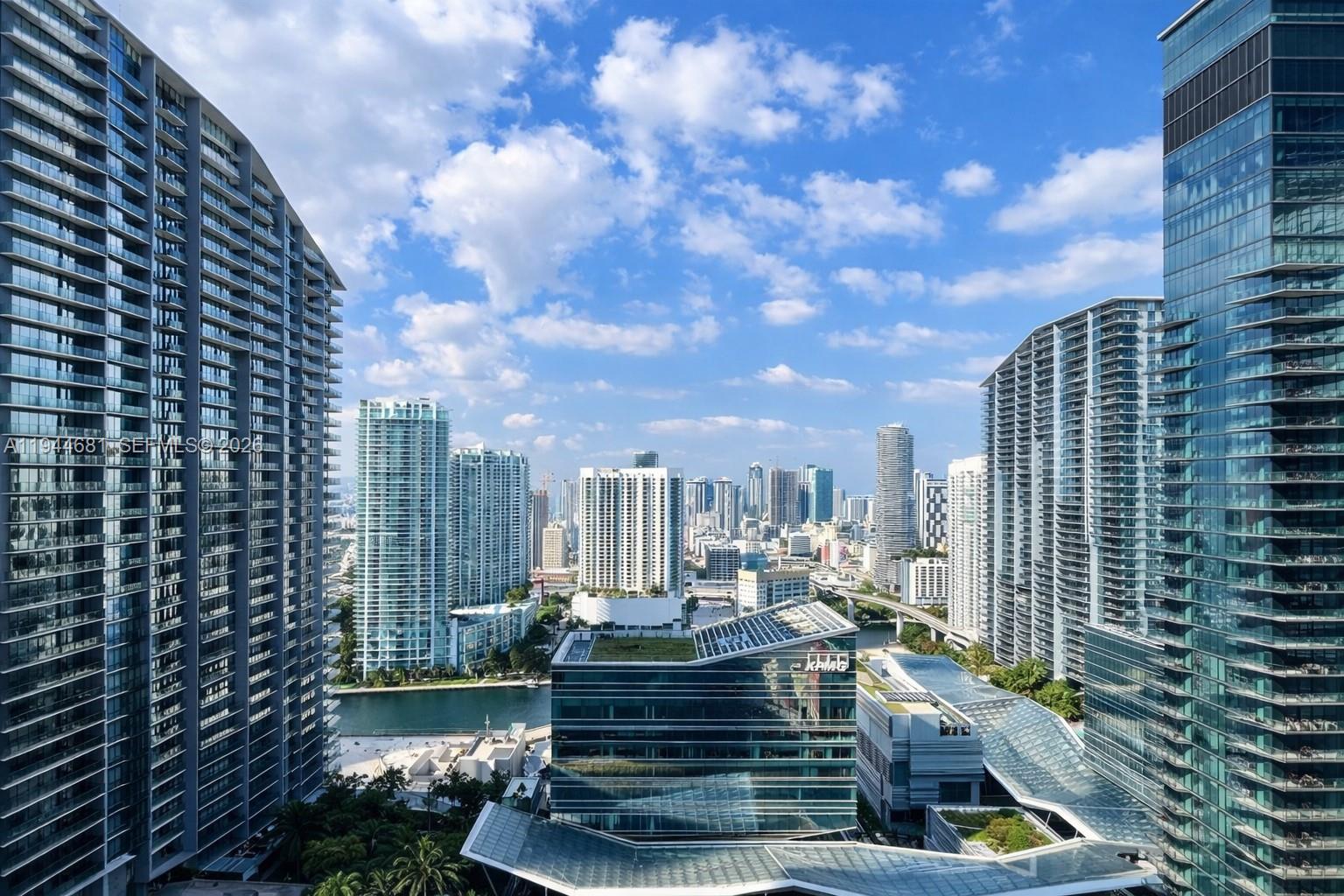 45 SW 9th St #3008, Miami FL 33130