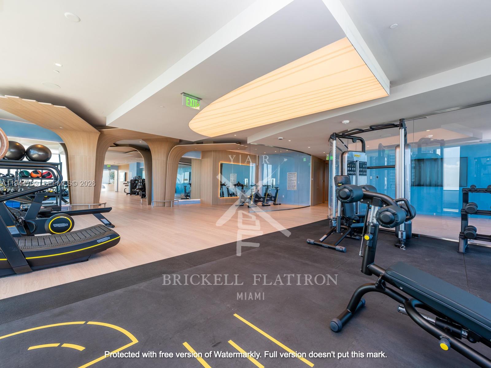 1000 BRICKELL PLAZA #PH6105, Miami FL 33131