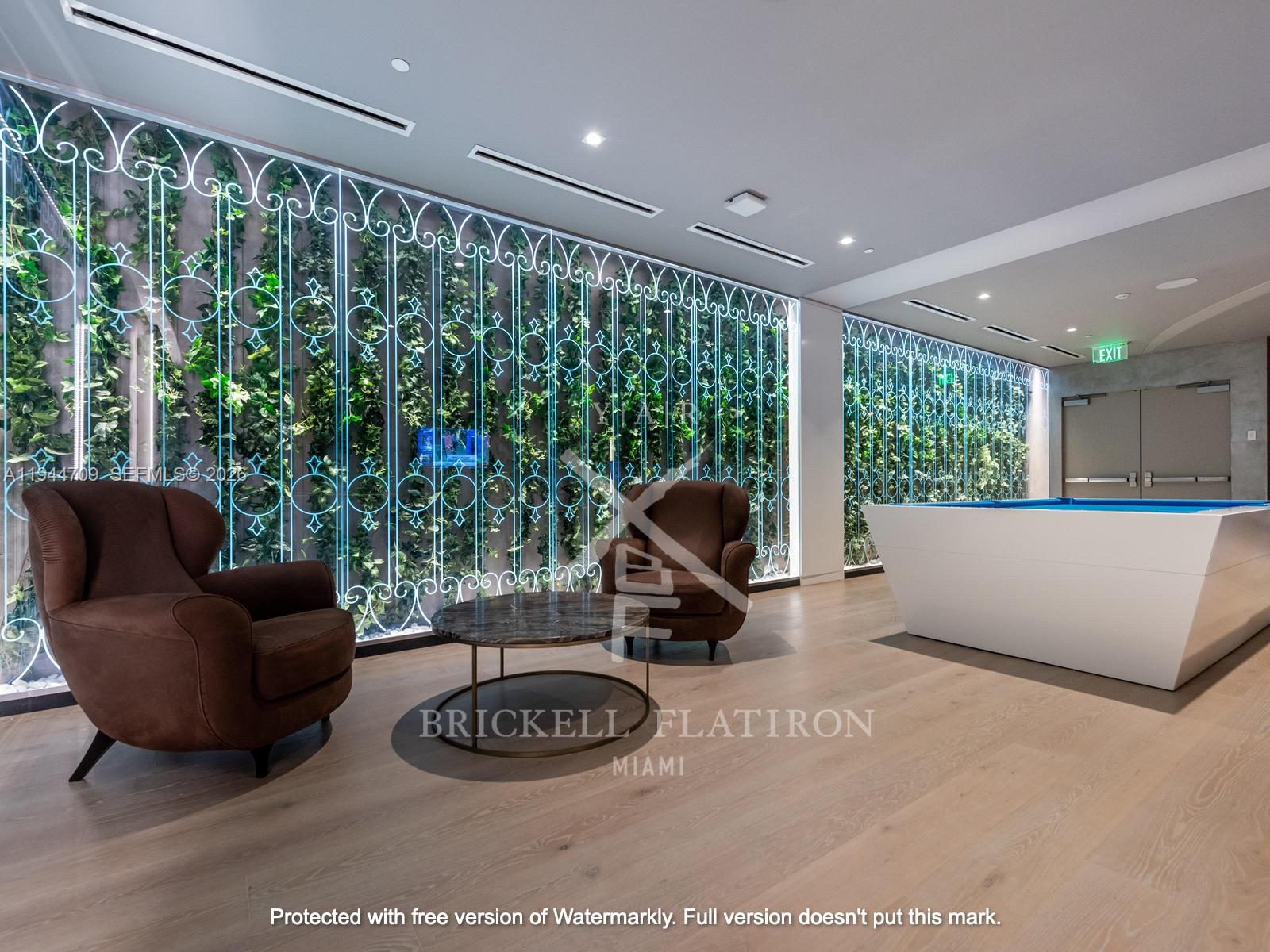 1000 BRICKELL PLAZA #PH6105, Miami FL 33131