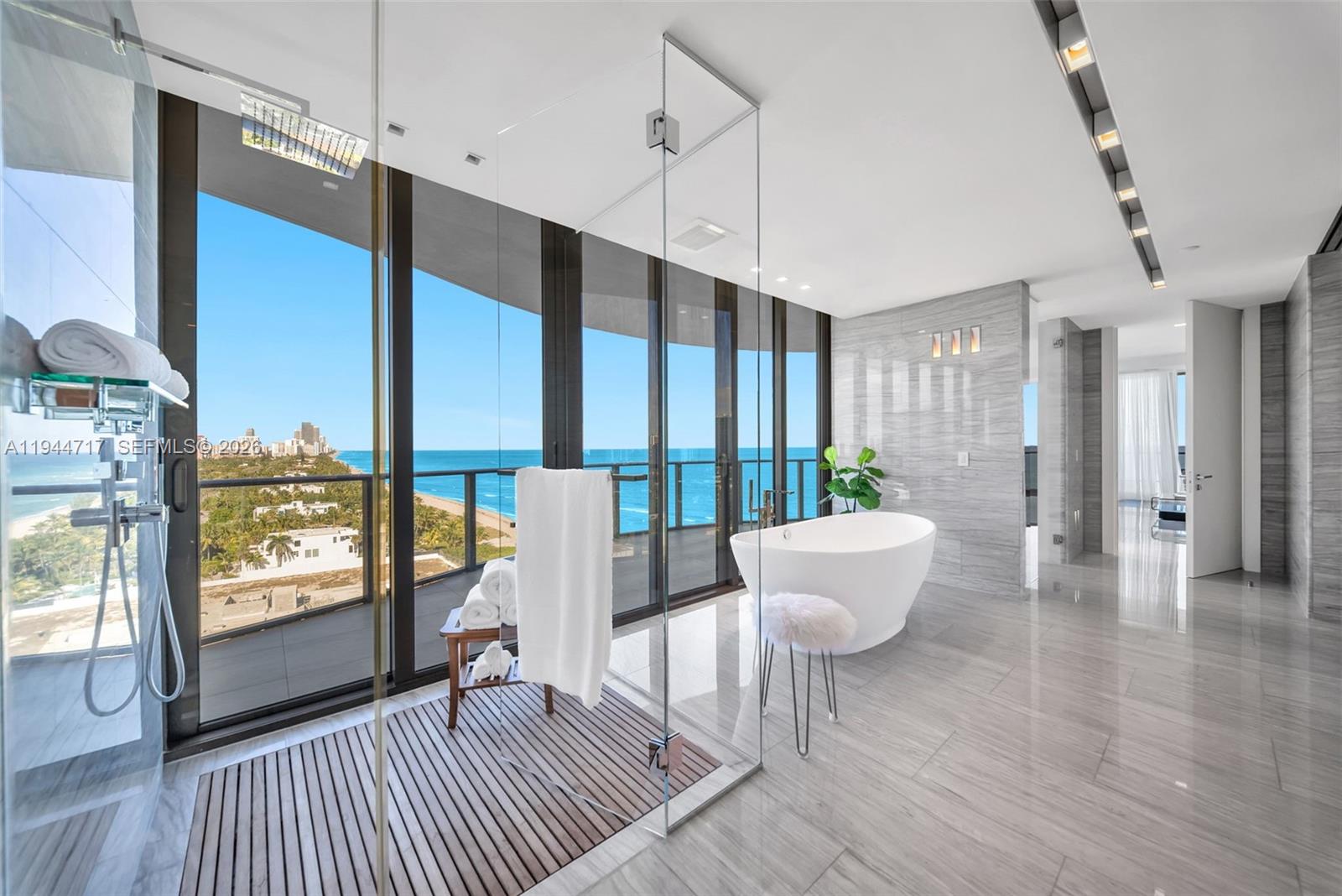 19575 Collins Ave #12, Sunny Isles Beach FL 33160