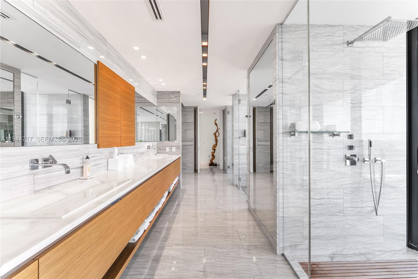 19575 Collins Ave #12, Sunny Isles Beach FL 33160