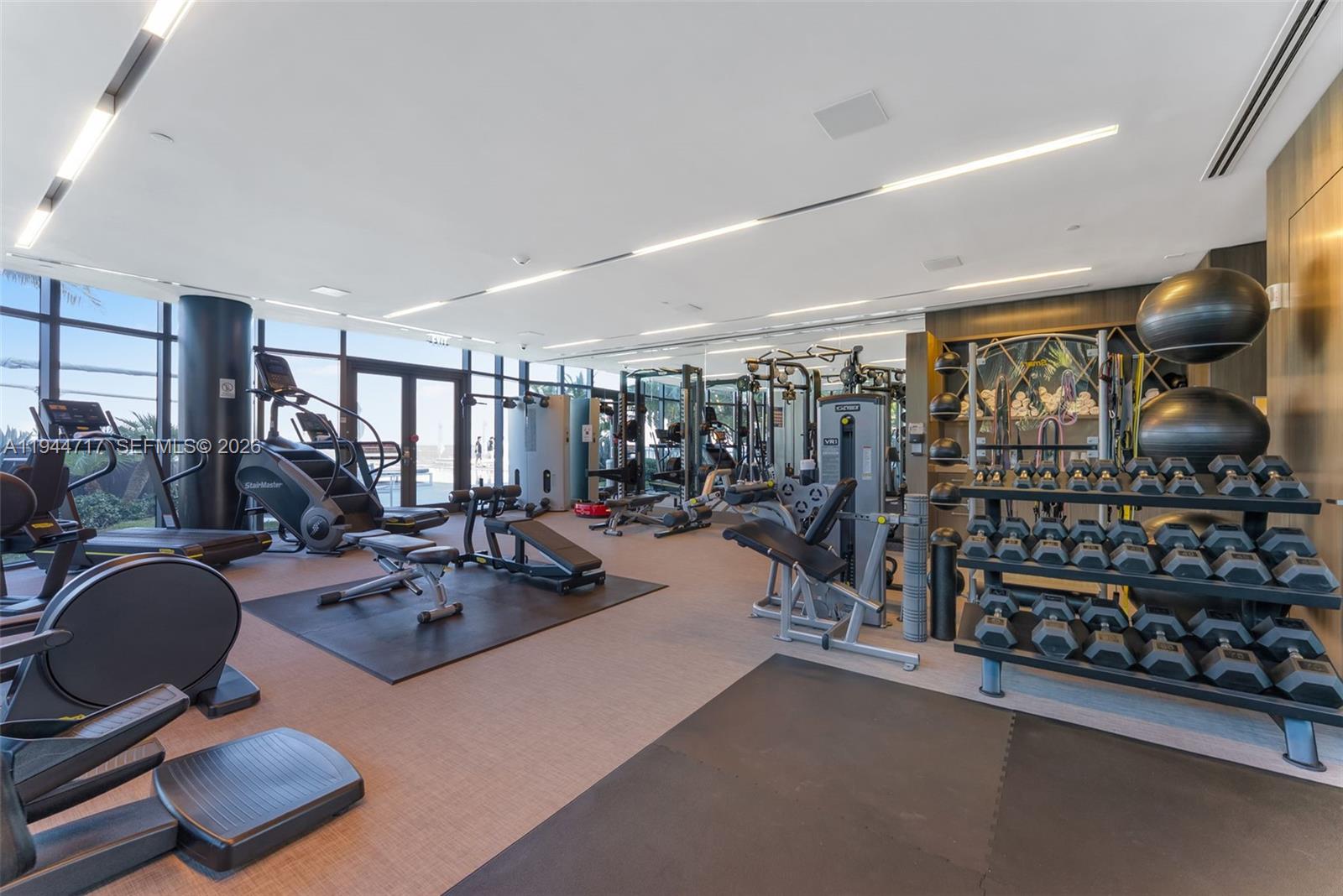19575 Collins Ave #12, Sunny Isles Beach FL 33160