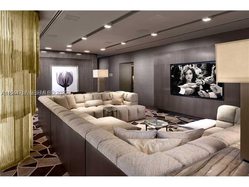19575 Collins Ave #12, Sunny Isles Beach FL 33160