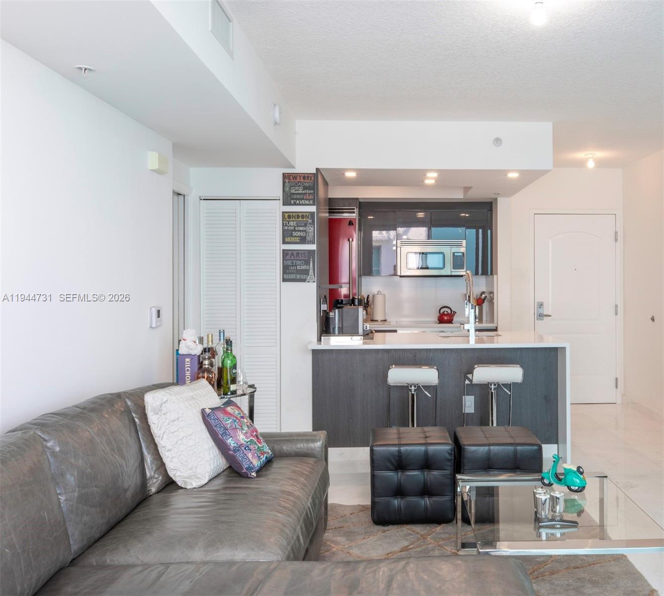 110 Washington Ave #1722, Miami Beach FL 33139