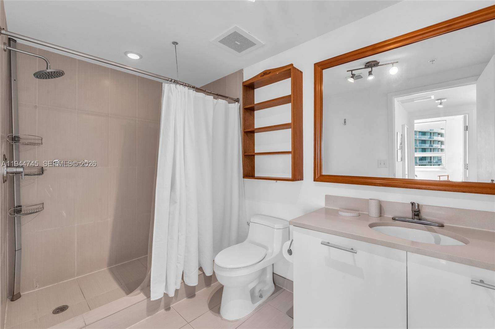 3250 NE 1st Ave #1120, Miami FL 33137