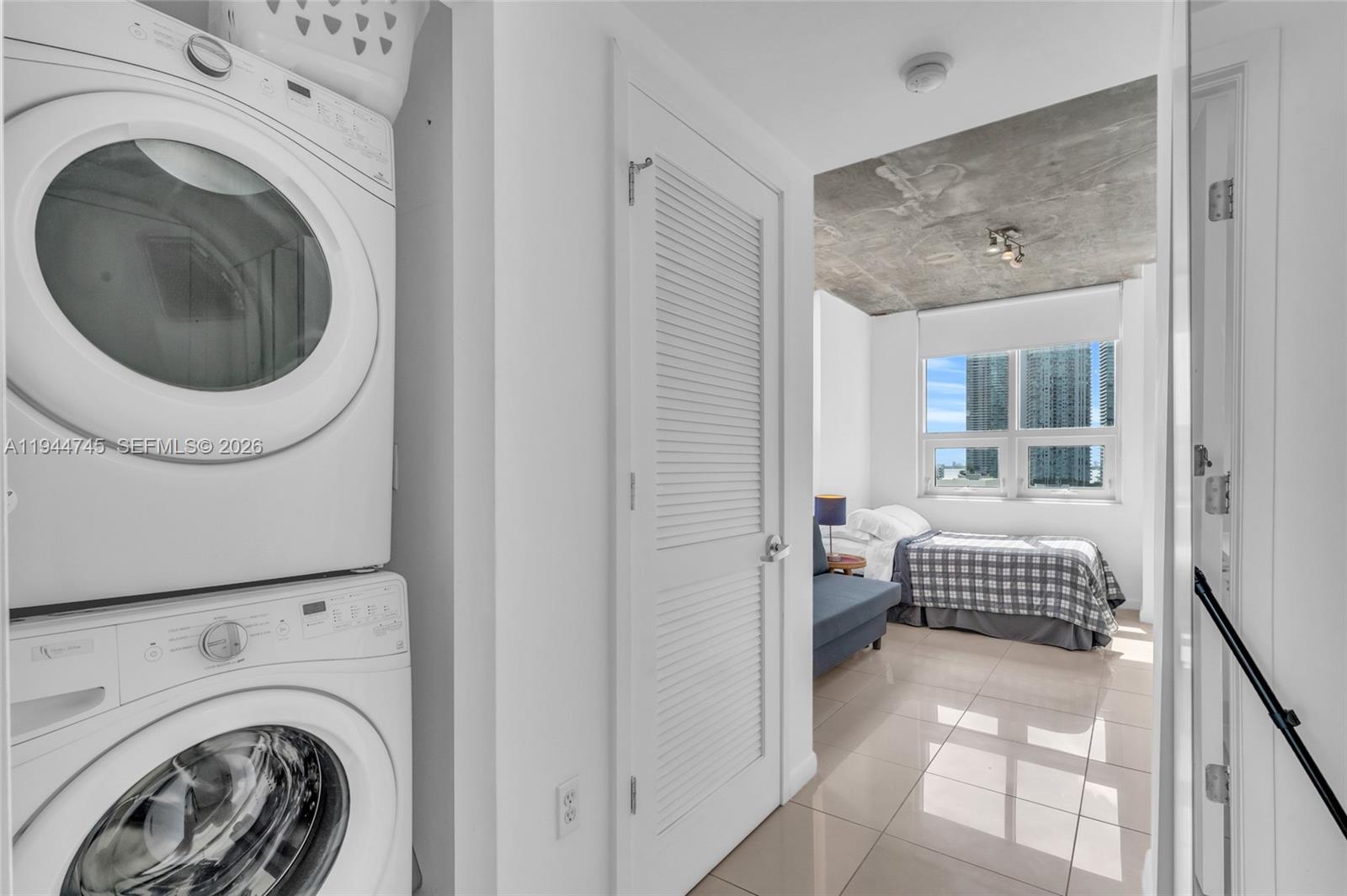 3250 NE 1st Ave #1120, Miami FL 33137