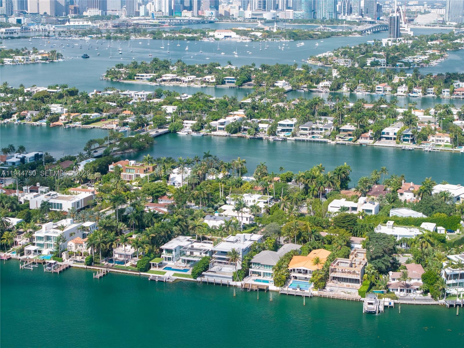 333 E Rivo Alto Dr, Miami Beach FL 33139