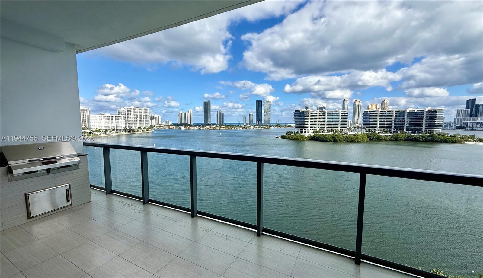 3300 NE 188th St #917, Aventura FL 33180