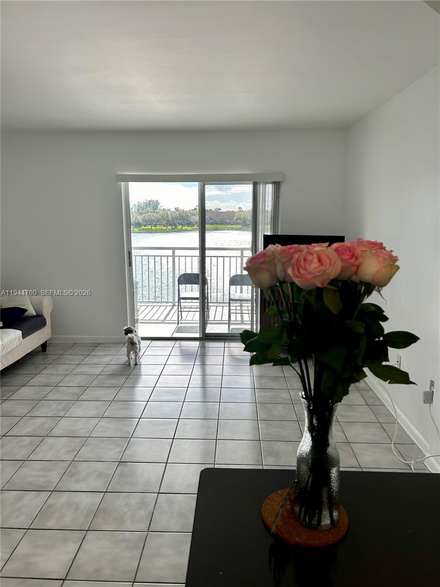 8640 SW 212th St #304, Cutler Bay FL 33189