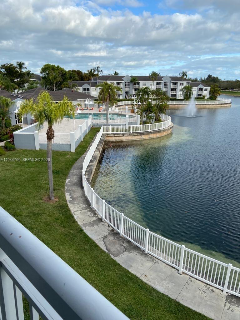 8640 SW 212th St #304, Cutler Bay FL 33189