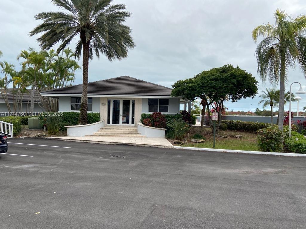 8640 SW 212th St #304, Cutler Bay FL 33189