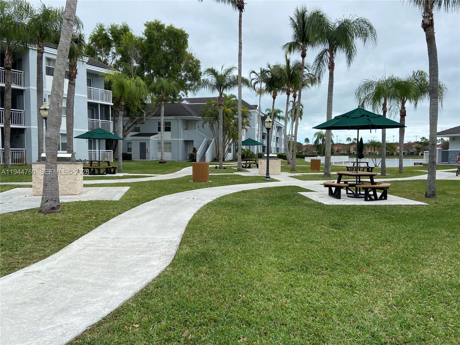 8640 SW 212th St #304, Cutler Bay FL 33189