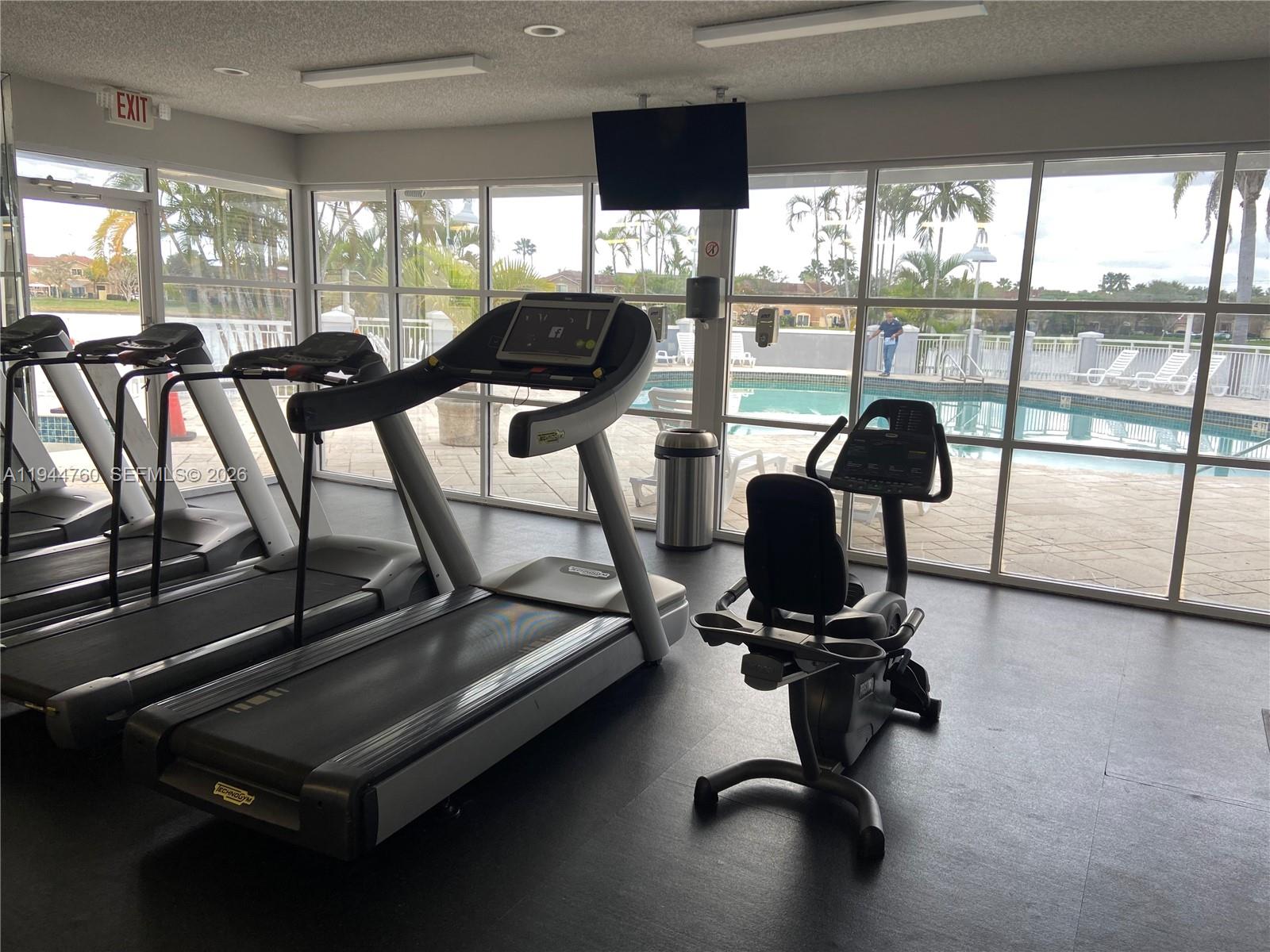 8640 SW 212th St #304, Cutler Bay FL 33189