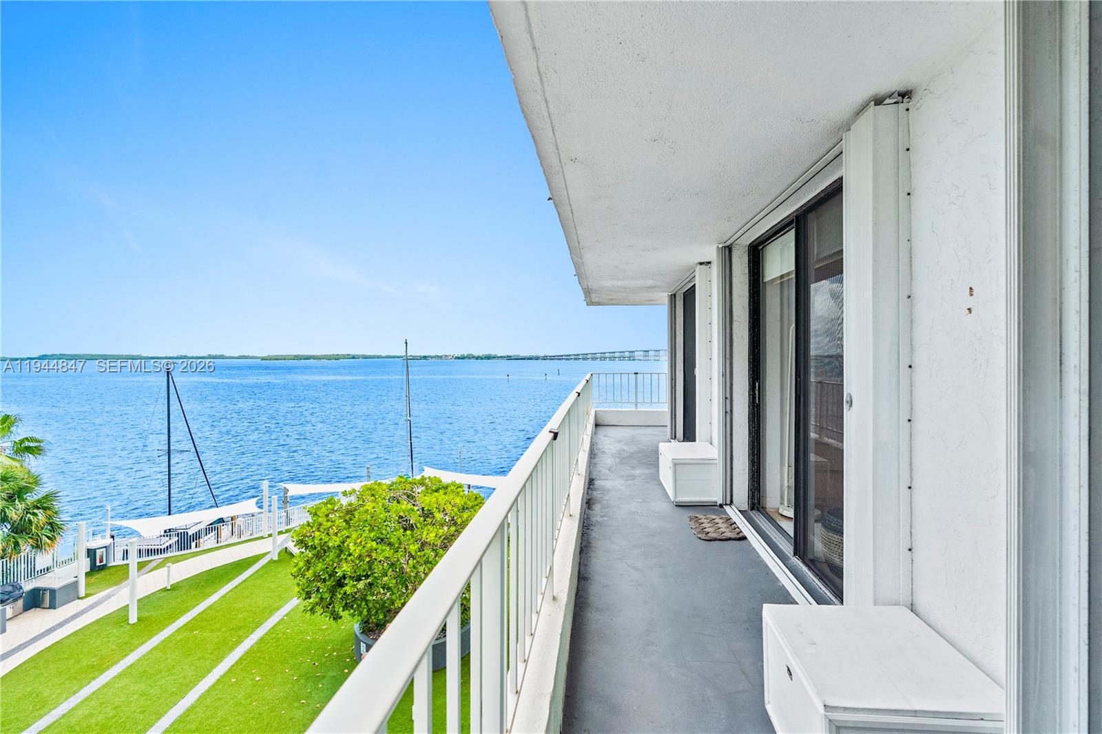 200 SE 15th Rd #5D, Miami FL 33129