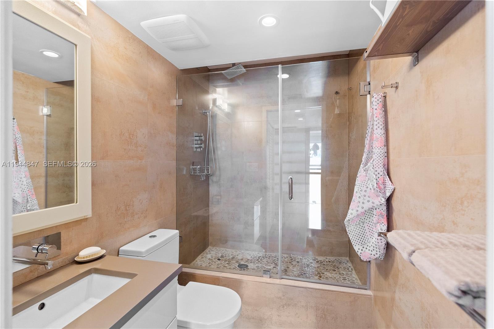200 SE 15th Rd #5D, Miami FL 33129