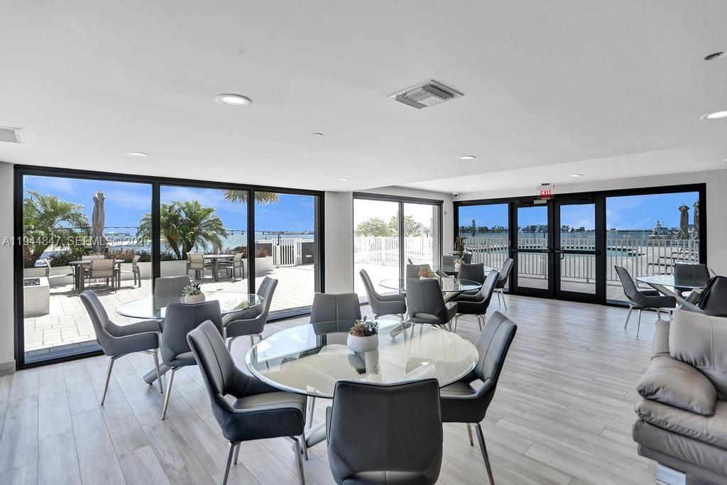 200 SE 15th Rd #5D, Miami FL 33129