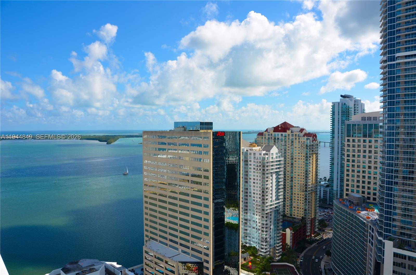 950 Brickell Bay Dr #3705, Miami FL 33131