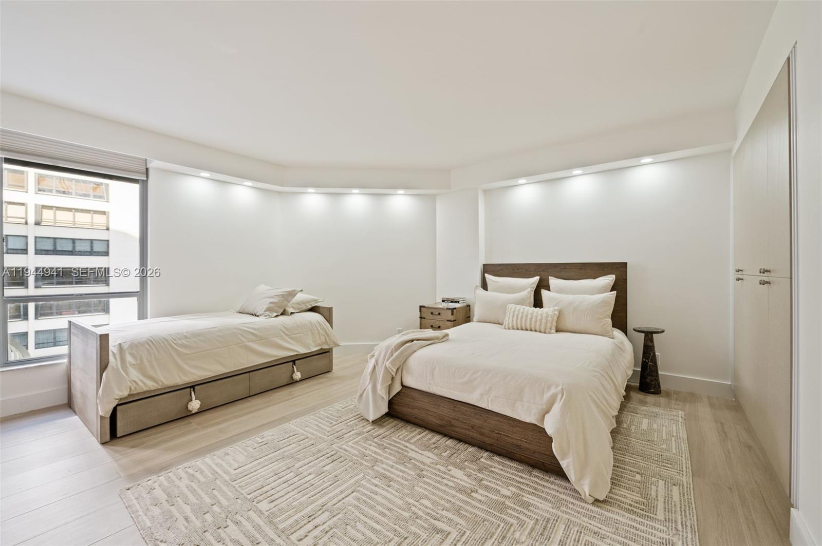 10155 Collins Ave #604, Bal Harbour FL 33154