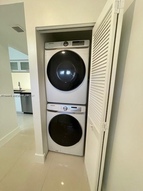 35 Simonton Cir, Weston FL 33326