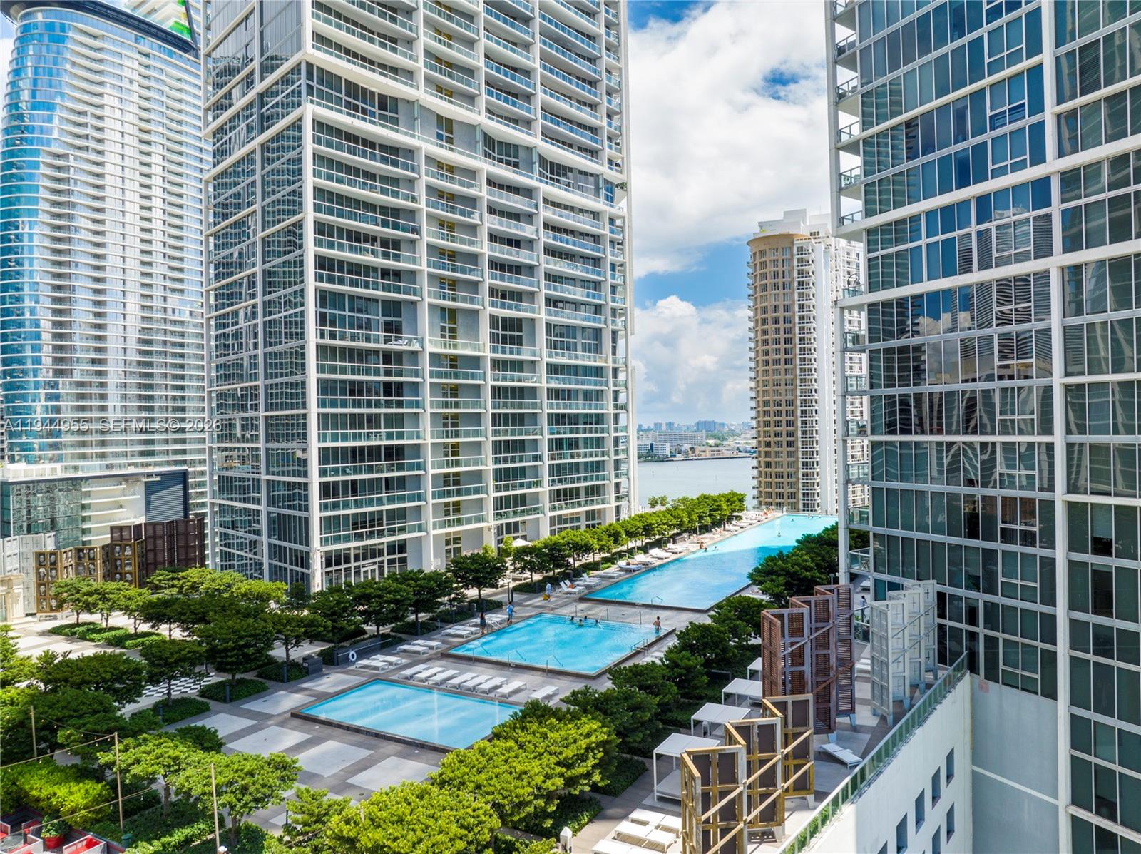495 Brickell Ave #1804, Miami FL 33131