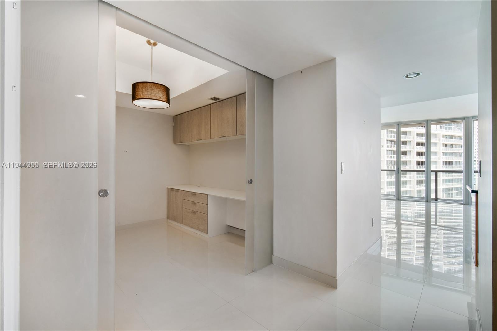495 Brickell Ave #1804, Miami FL 33131