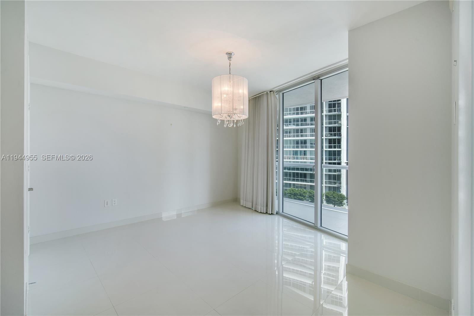 495 Brickell Ave #1804, Miami FL 33131