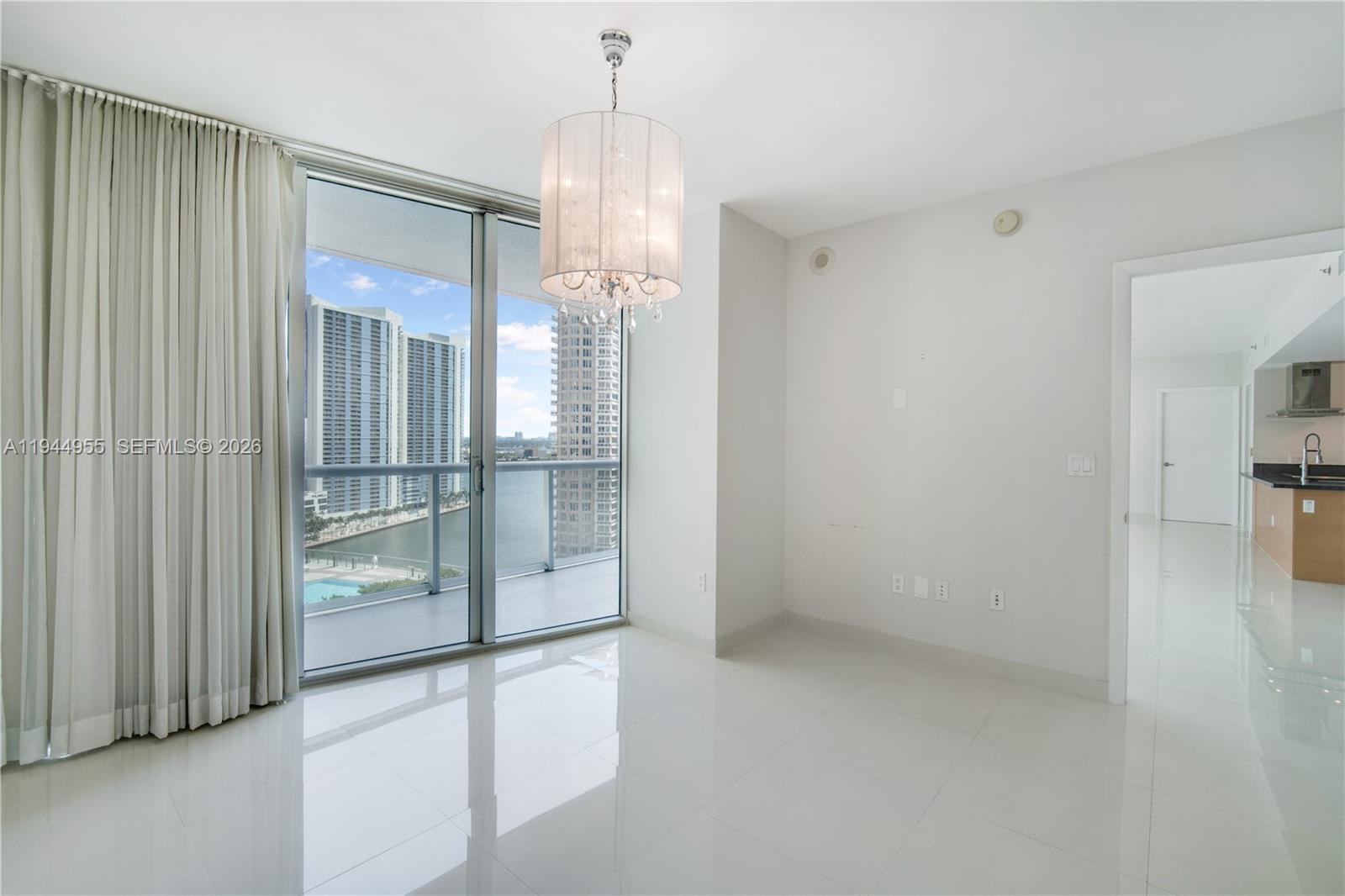 495 Brickell Ave #1804, Miami FL 33131