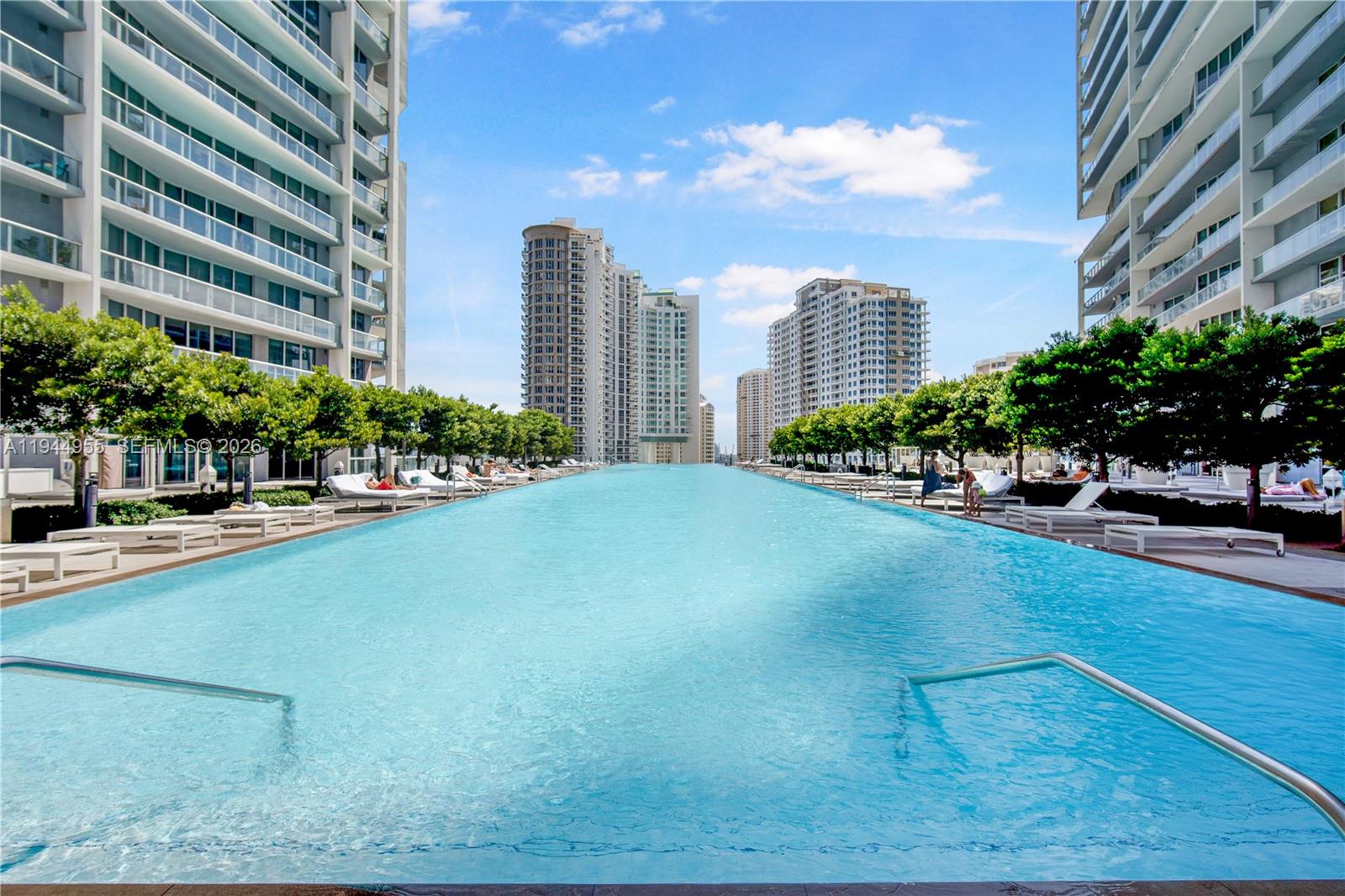 495 Brickell Ave #1804, Miami FL 33131