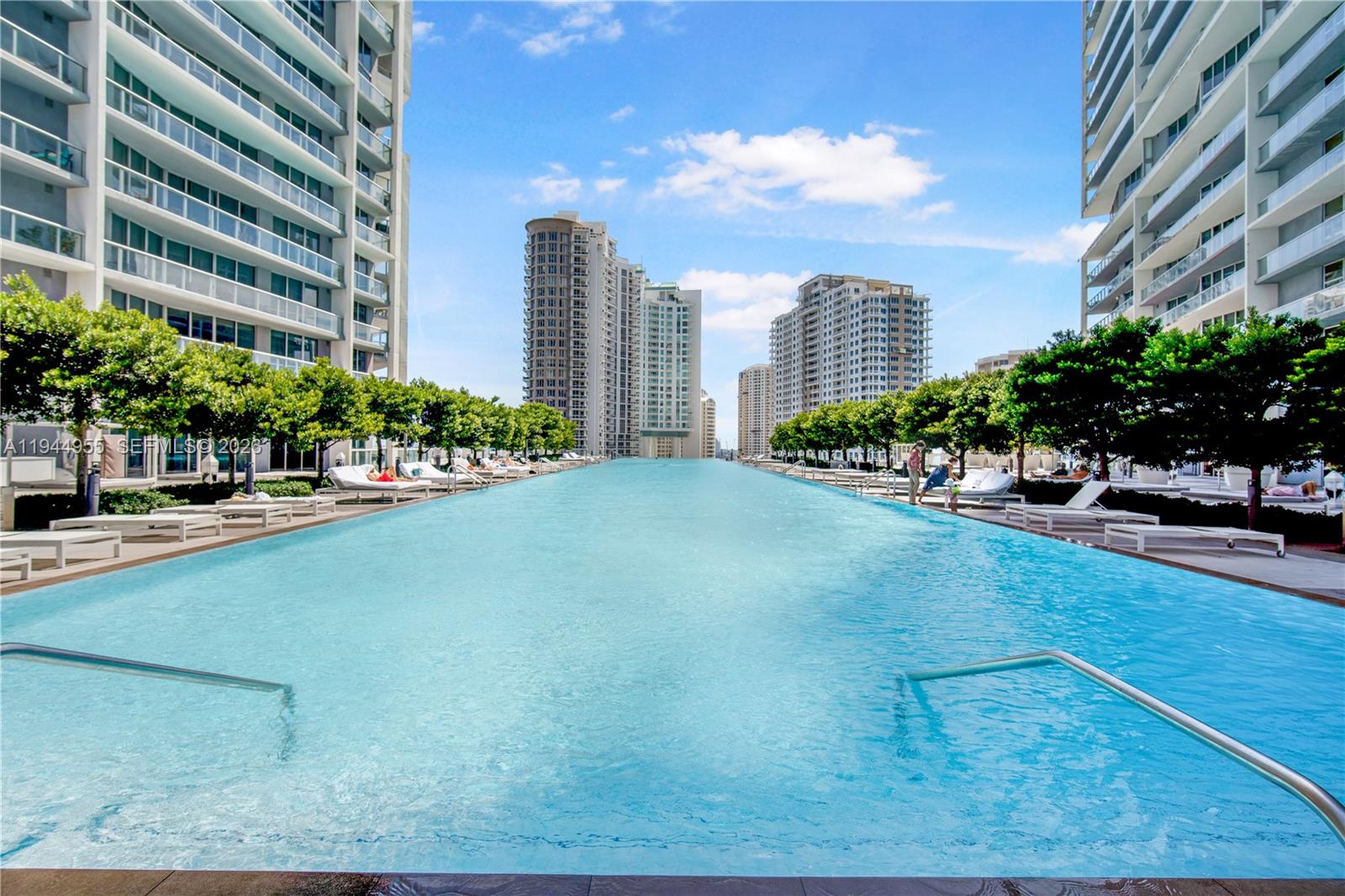 495 Brickell Ave #1804, Miami FL 33131
