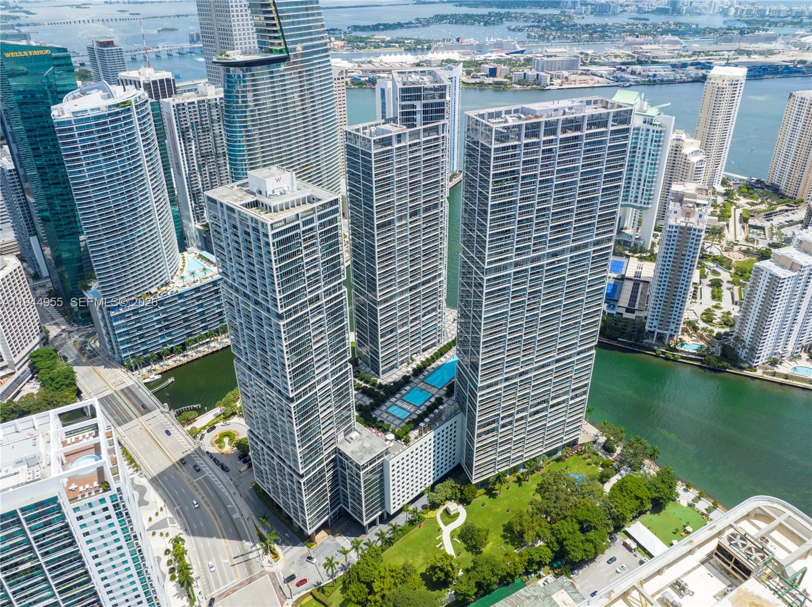 495 Brickell Ave #1804, Miami FL 33131