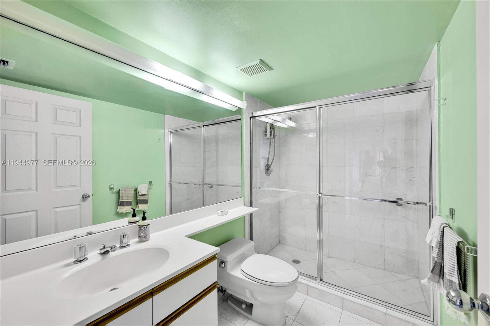 3530 Mystic Pointe Dr #303, Aventura FL 33180