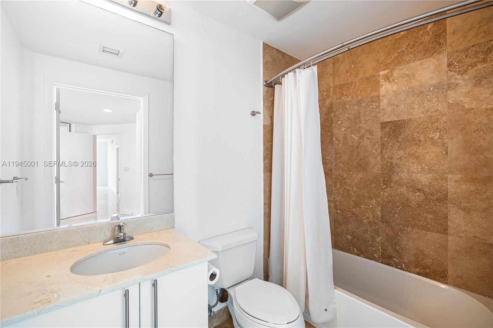 3030 NE 188 st #608, Aventura FL 33180