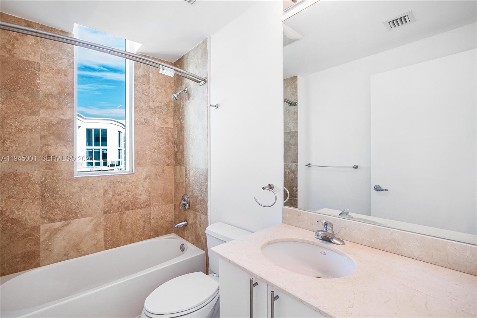 3030 NE 188 st #608, Aventura FL 33180