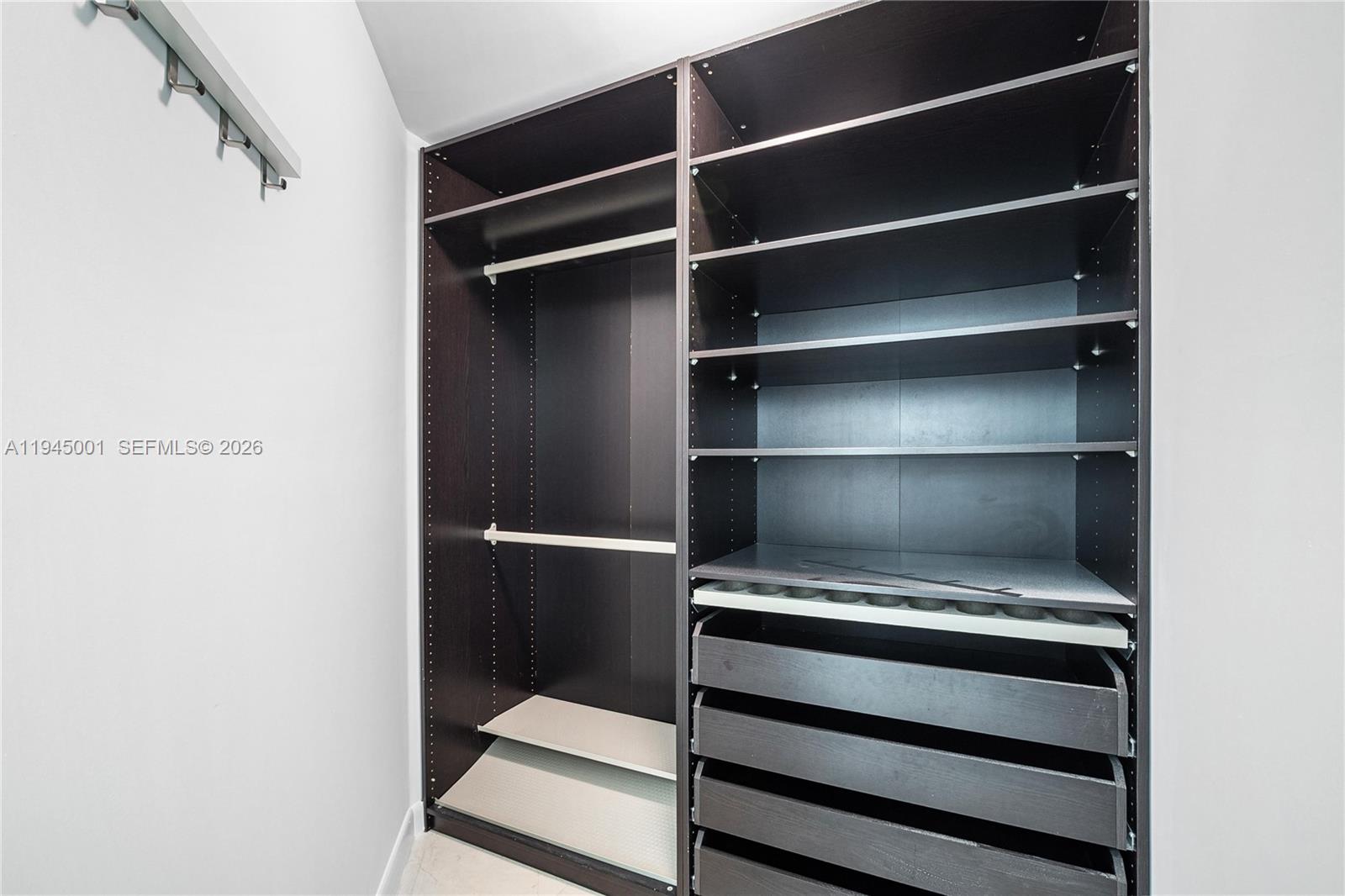 3030 NE 188 st #608, Aventura FL 33180