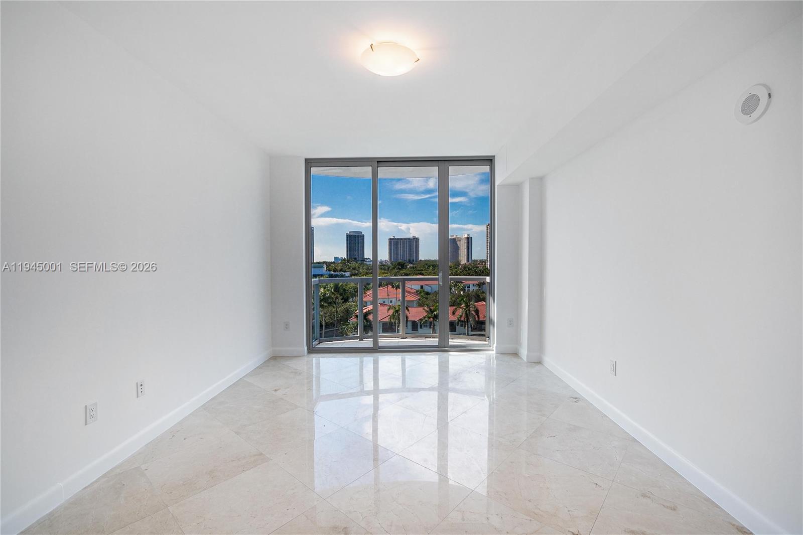 3030 NE 188 st #608, Aventura FL 33180